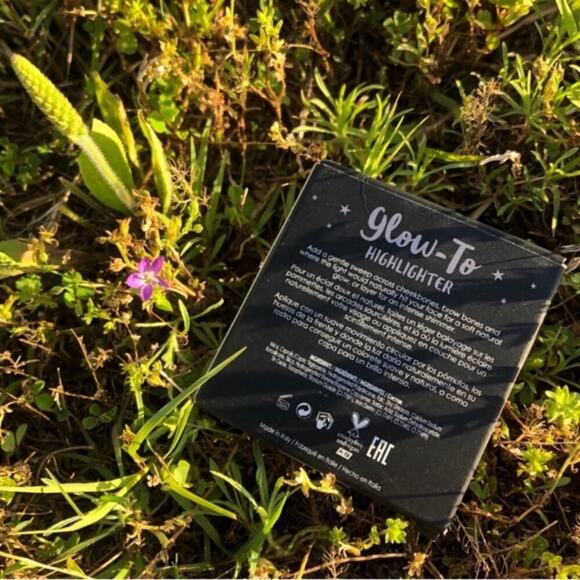 CIATÉ LONDON Glow-To Highlighter in Moondust - Picture 2 of 2